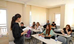 Gençler üniversiteye Büyükşehir’le hazırlanıyor