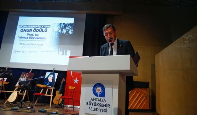 15. Başöğretmen Atatürk Onur Ödülü Büyükerşen’in