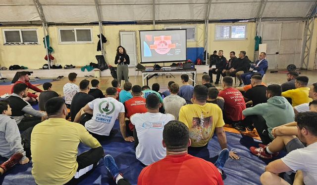 Güreşçilerin ölçümleri yapıldı