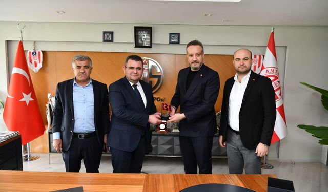Bekir Kıvrım Antalyaspor’u ziyaret etti
