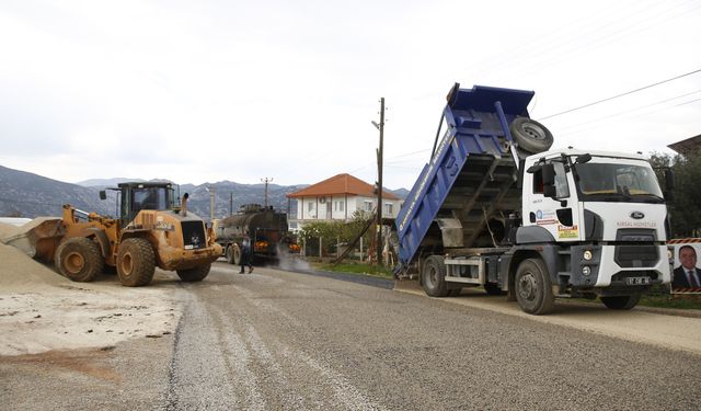 Karataş Mahallesi’ne asfalt