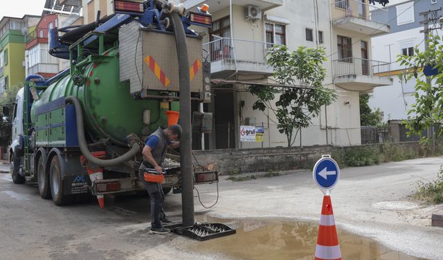 Büyükşehir ekipleri teyakkuza geçti