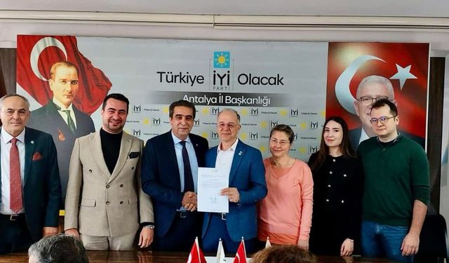 İYİ Parti Muratpaşa’da yeni Başkan Motorcu