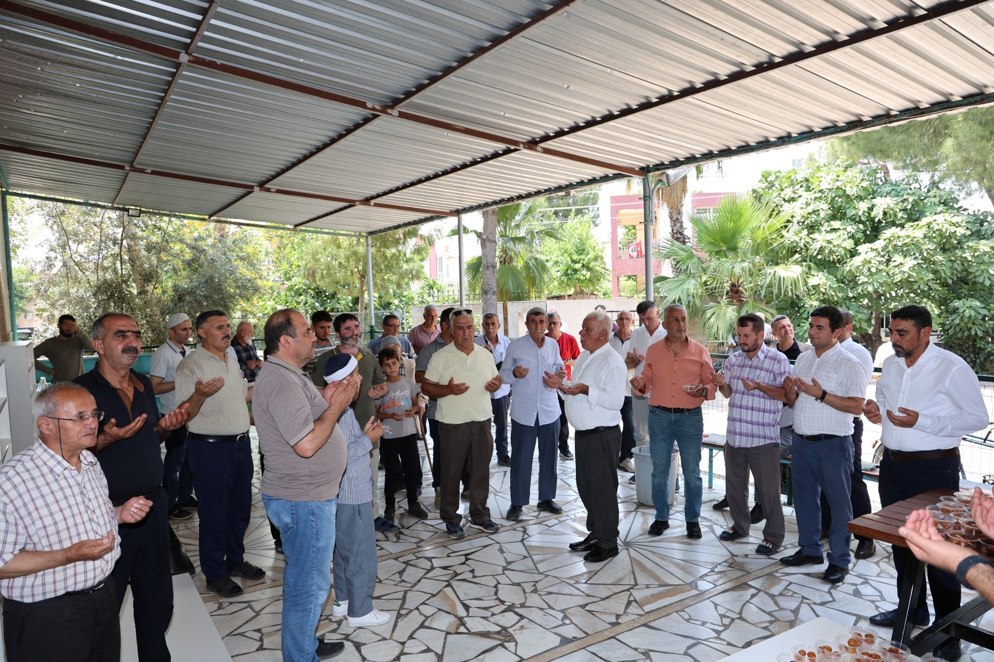 Aksu, Zeyrek’i rahmetle andı